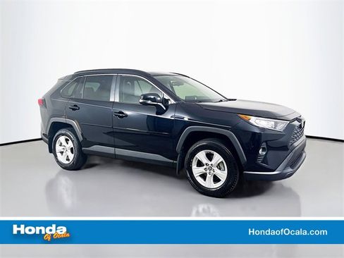 Used 2020 Toyota RAV4 XLE image 1