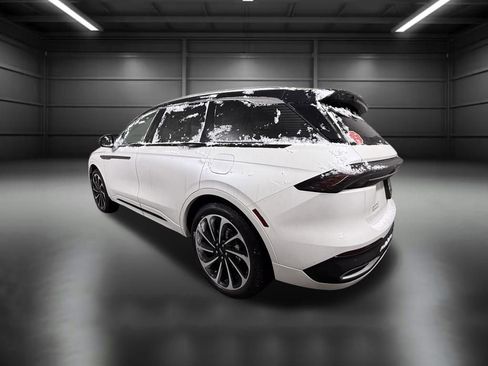 New 2026 Lincoln Nautilus Black Label image 4