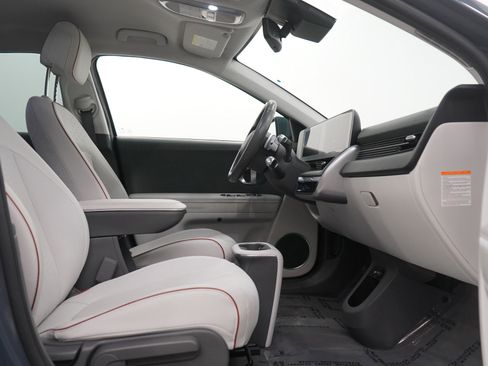 Used 2023 Hyundai Ioniq 5 SEL image 11