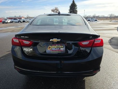Used 2018 Chevrolet Malibu LT FWD image 4