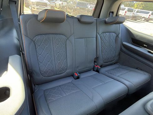 Used 2024 Jeep Grand Wagoneer Series III w/ Rear Seat Video Group 1 AWD/4WD image 23