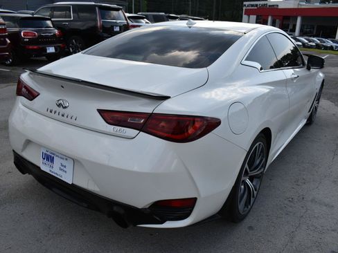 Used 2018 INFINITI Q60 3.0t Luxe w/ Sensory Package 3.0T Luxe RWD image 6