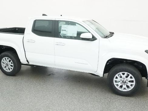 New 2026 Toyota Tacoma SR5 RWD image 16