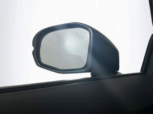 Used 2025 Honda HR-V Sport image 16