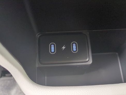 New 2026 Hyundai Kona SEL Premium FWD image 17