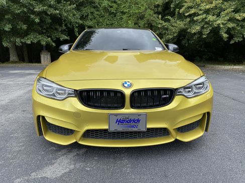 Used 2017 BMW M3 RWD image 3