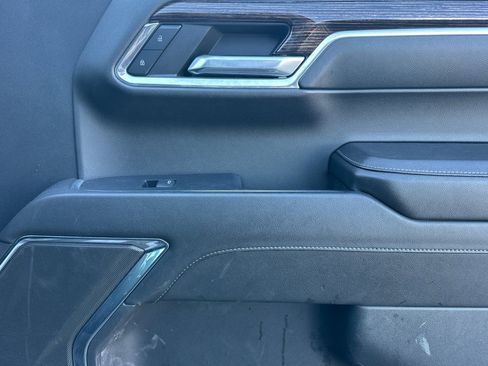 Used 2024 GMC Sierra 1500 Elevation image 21