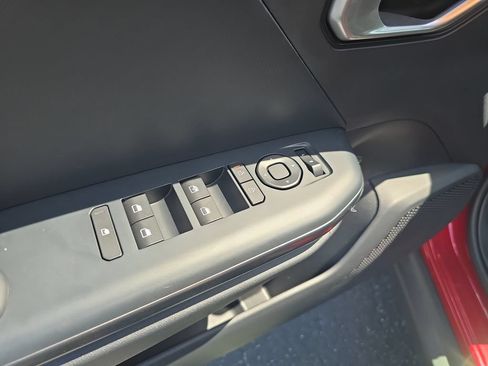 New 2026 Kia K4 FWD image 18