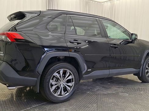 Certified 2023 Toyota RAV4 XLE Premium AWD/4WD image 6