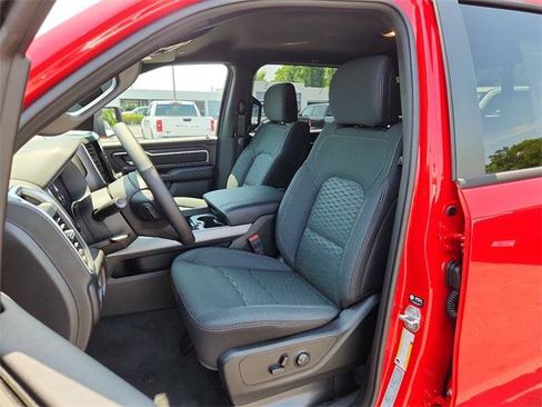 New 2025 RAM 1500 Big Horn AWD/4WD image 8
