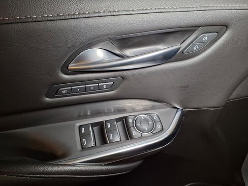 Used 2024 Cadillac XT4 Premium Luxury image 15