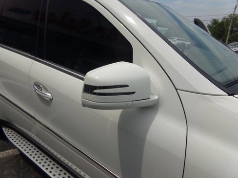 Used 2012 Mercedes-Benz GL 450 4MATIC image 39