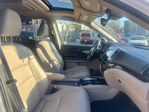Used 2016 Honda Pilot Touring image 38