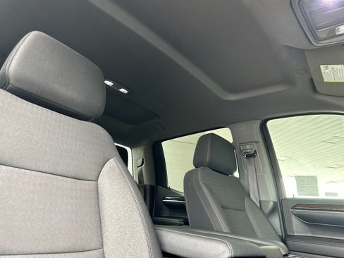 Used 2024 GMC Sierra 1500 Elevation image 16