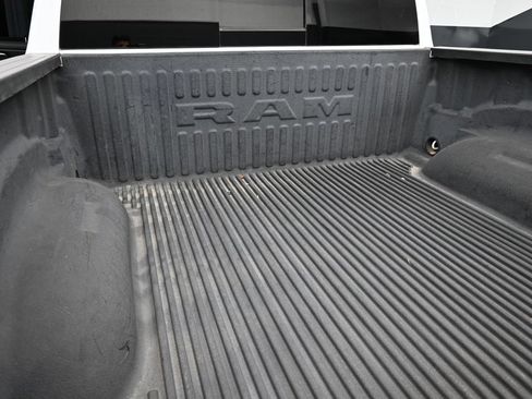 Used 2021 RAM 1500 Laramie AWD/4WD image 33