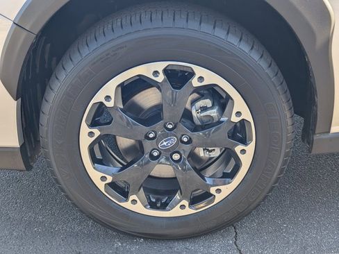 Used 2023 Subaru Crosstrek 2.0i Premium w/ Popular Package #3 image 11