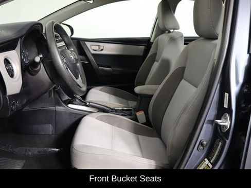 Used 2019 Toyota Corolla LE image 14