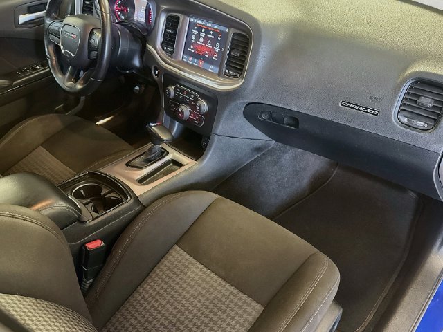 Used 2022 Dodge Charger GT w/ Blacktop Package RWD image 28