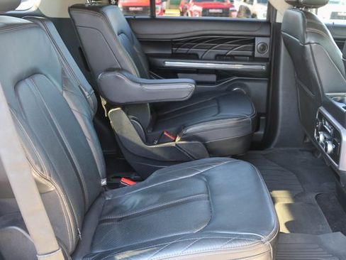 Used 2021 Ford Expedition Platinum image 24