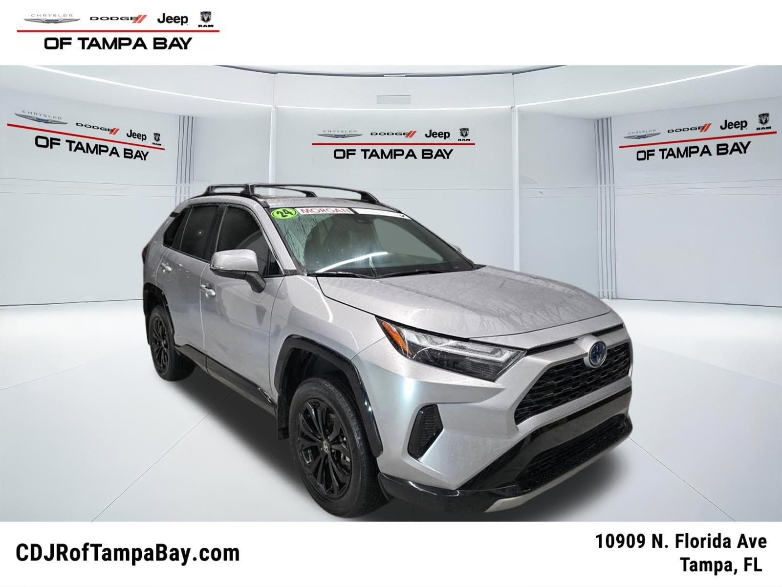 Used 2024 Toyota RAV4 SE AWD/4WD image 1
