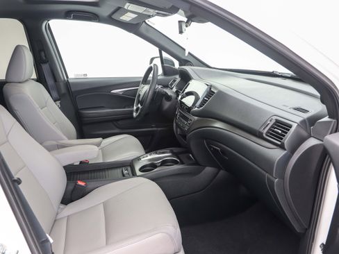 Used 2023 Honda Passport EX-L image 17