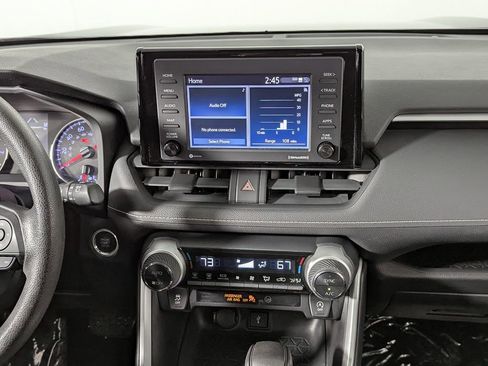 Used 2021 Toyota RAV4 XLE image 18