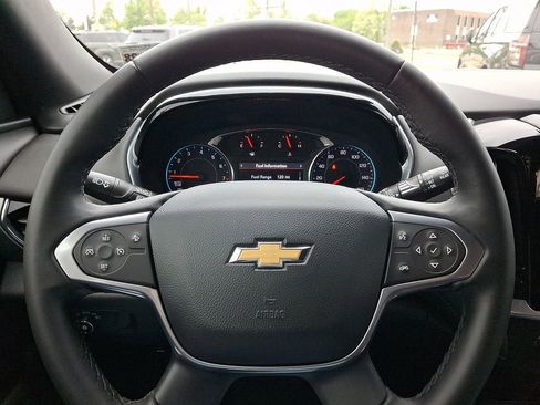 Certified 2023 Chevrolet Traverse LT FWD image 20