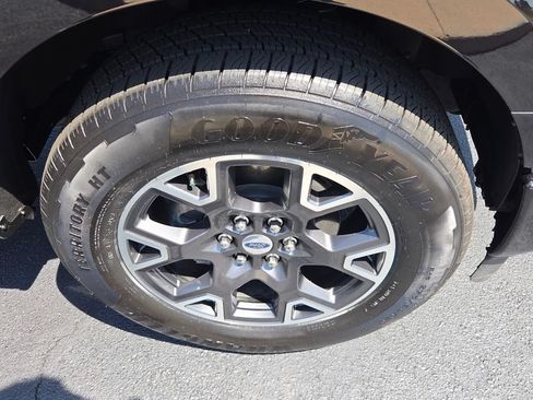 Used 2025 Ford F150 STX w/ Equipment Group 200A RWD image 26