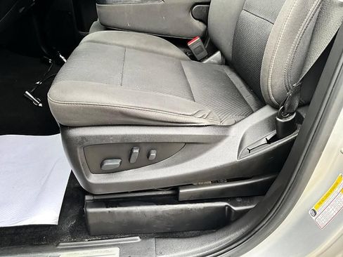 Used 2018 Chevrolet Silverado 1500 LT w/ All Star Edition AWD/4WD image 17