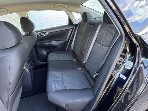 Used 2017 Nissan Sentra SR w/ SR Midnight Edition FWD image 25