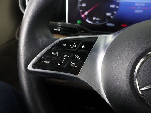 Used 2023 Mercedes-Benz C 300 4MATIC Sedan image 41