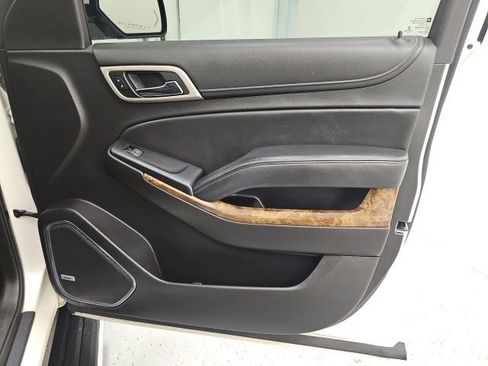 Used 2015 GMC Yukon Denali image 41