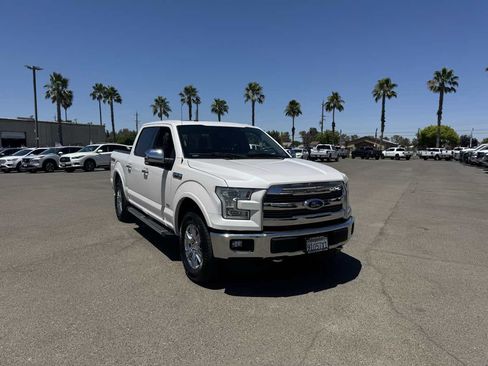 Used 2015 Ford F150 Lariat w/ Equipment Group 502A Luxury image 3