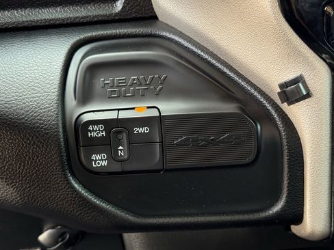 Used 2024 RAM 2500 Laramie image 23