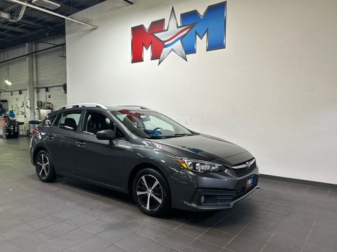 Used 2021 Subaru Impreza 2.0i Premium AWD/4WD image 2