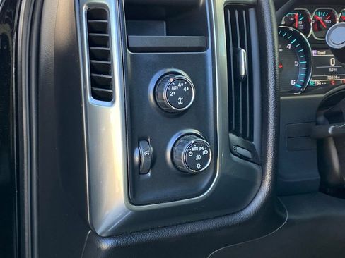 Used 2016 Chevrolet Silverado 1500 LT w/ Rally 2 Edition image 12