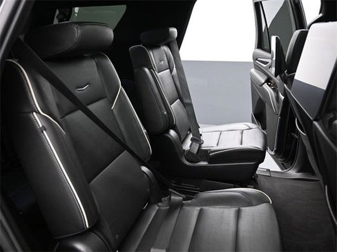 Used 2021 Cadillac Escalade Sport image 25