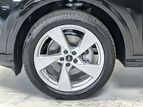 New 2025 Audi Q5 Premium Plus image 25