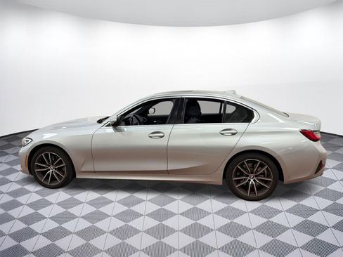 Used 2019 BMW 330i xDrive Sedan w/ Driving Assistance Package image 2