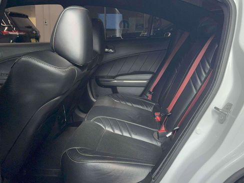 Used 2022 Dodge Charger SRT Hellcat w/ Harman/Kardon Audio Group image 16