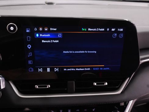 Used 2026 Chevrolet Equinox LT w/ Midnight Edition FWD image 13