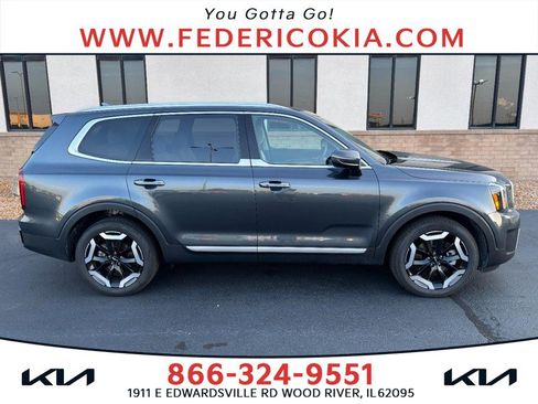 Used 2024 Kia Telluride S w/ S Sunroof Package AWD/4WD image 1