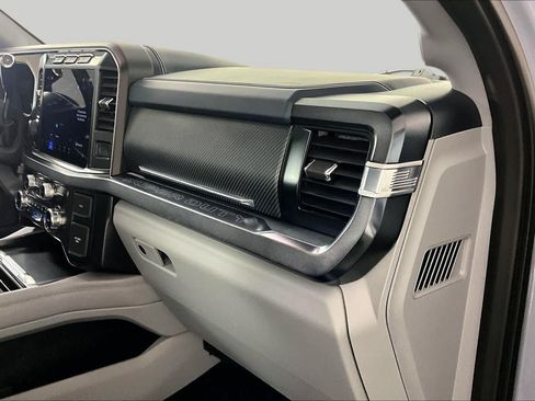 Used 2024 Ford F250 Limited w/ FX4 Off-Road Package AWD/4WD image 17
