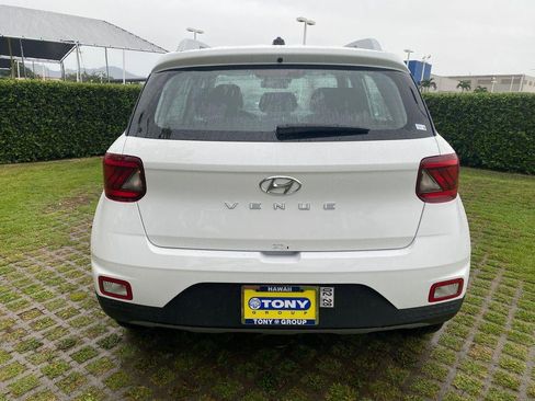 New 2026 Hyundai Venue SEL image 58