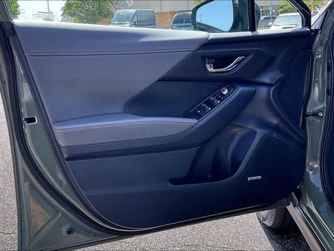 Used 2024 Subaru Crosstrek 2.5i Limited w/ Crosstrek Mirror Package AWD/4WD image 26