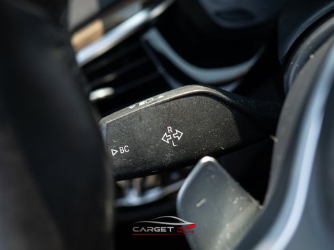 Used 2018 BMW 540i xDrive image 30