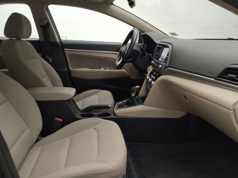 Used 2019 Hyundai Elantra Value Edition FWD image 21