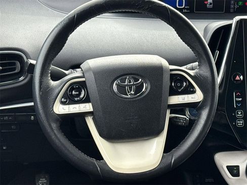 Used 2017 Toyota Prius Prime Premium image 10