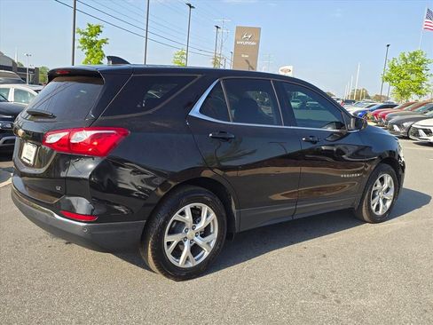 Used 2020 Chevrolet Equinox LT image 3