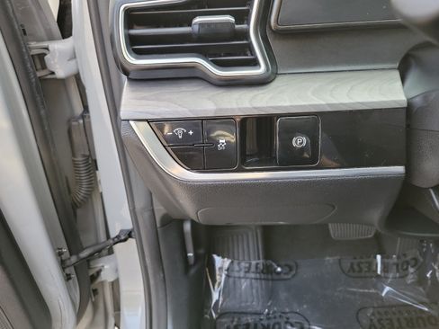 Certified 2024 Kia Sportage X-Line AWD/4WD image 26